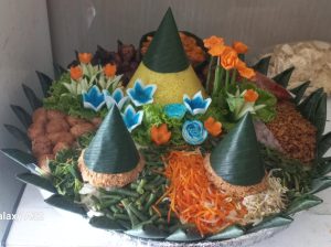 Pesan Nasi Tumpeng di Cibitung