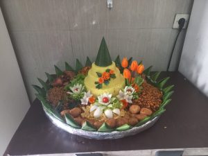 Pesan Nasi Tumpeng untuk Pengajian dan Acara Keagamaan